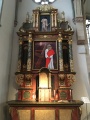 St. Vincenz Menden Seitenaltar.jpg